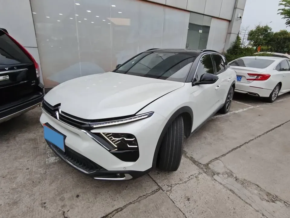 2021 Citroen C5 X 1.6T 175HP L4 8AT,autocango,china used car exporter,china ev exporter,chinese used car exporter,chinese used ev exporter