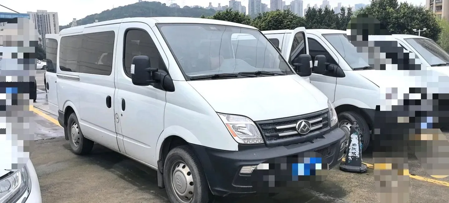 2018 MAXUS XinTu V80 2.5T 136HP L4 6MT,autocango,china used car exporter,china ev exporter,chinese used car exporter,chinese used ev exporter