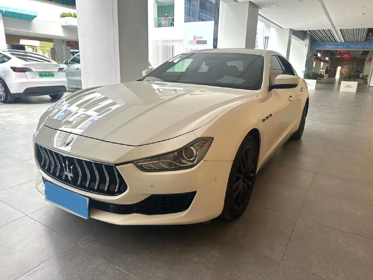 2018 Maserati Ghibli 3.0T 350HP V6 8AT,autocango,china used car exporter,china ev exporter,chinese used car exporter,chinese used ev exporter