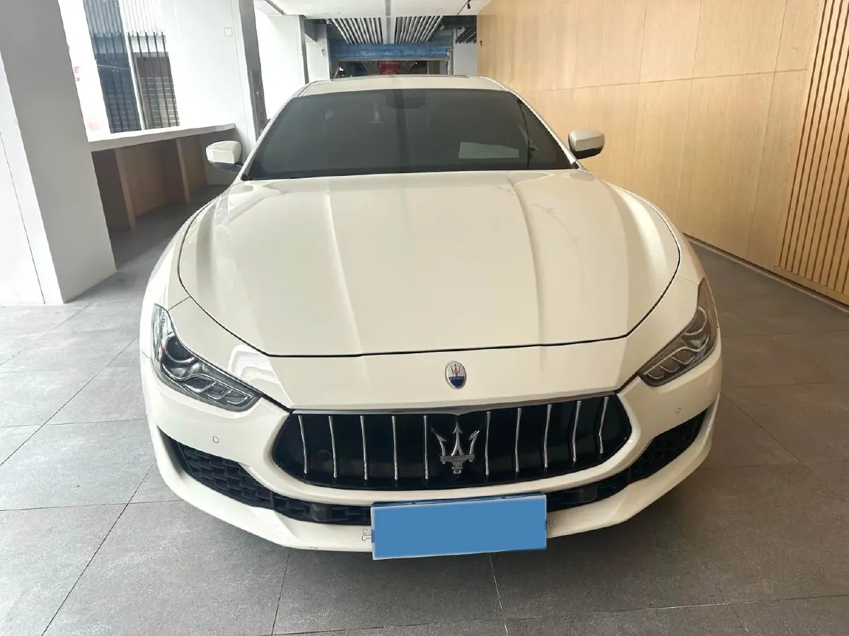 2018 Maserati Ghibli 3.0T 350HP V6 8AT,autocango,china used car exporter,china ev exporter,chinese used car exporter,chinese used ev exporter