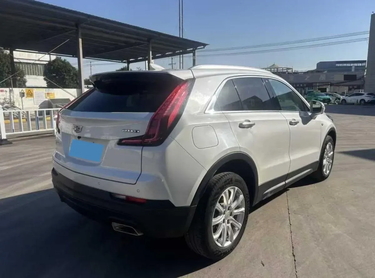 2021 Cadillac XT4 2.0T 237HP L4 9AT,autocango,china used car exporter,china ev exporter,chinese used car exporter,chinese used ev exporter