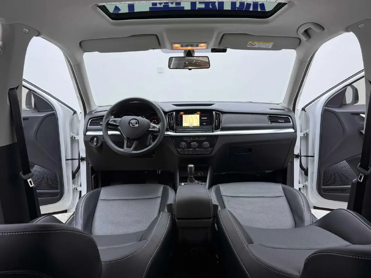 2021 Skoda Kamiq 1.5L 112HP L4 6AT,autocango,china used car exporter,china ev exporter,chinese used car exporter,chinese used ev exporter