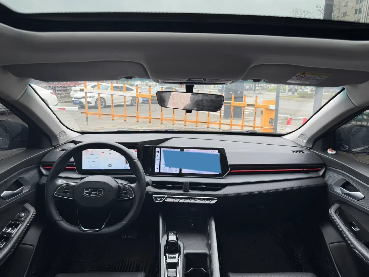 2022 Geely Binray 1.5T 181HP L4 7DCT,autocango,china used car exporter,china ev exporter,chinese used car exporter,chinese used ev exporter