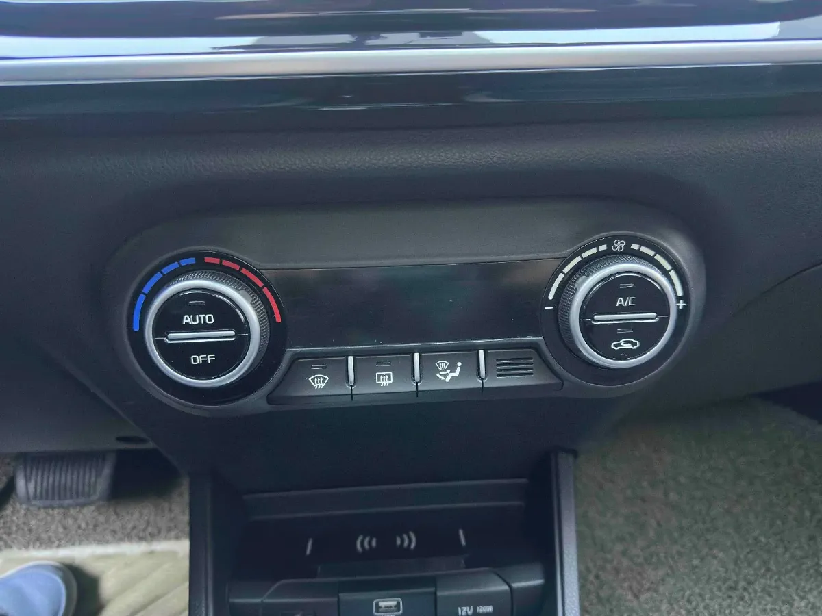 2021 Kia KX1 1.4L 100HP L4 CVT,autocango,china used car exporter,china ev exporter,chinese used car exporter,chinese used ev exporter