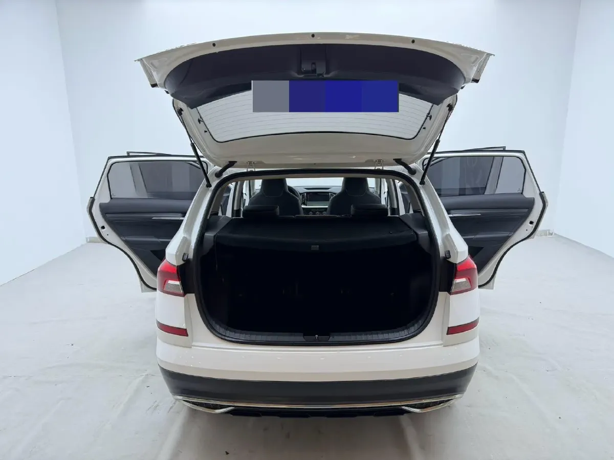 2022 Skoda Kamiq 1.5L 112HP L4 6AT,autocango,china used car exporter,china ev exporter,chinese used car exporter,chinese used ev exporter