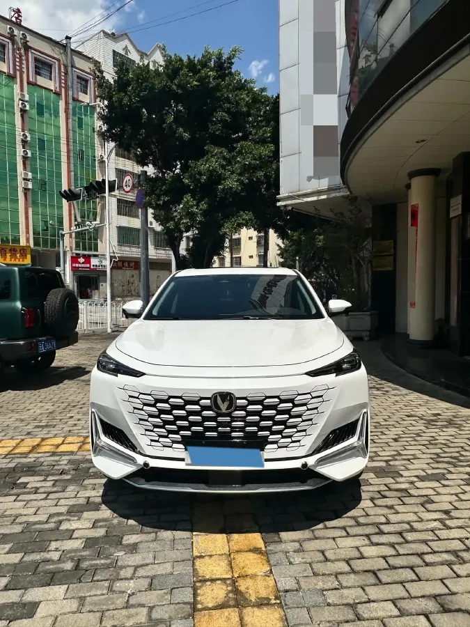 2024 ChangAn UNI-K 2.0T 233HP L4 8AT,autocango,china used car exporter,china ev exporter,chinese used car exporter,chinese used ev exporter