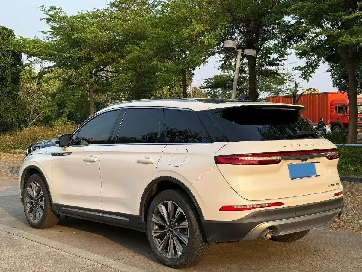2022 Lincoln Corsair 2.0T 245HP L4 8AT,autocango,china used car exporter,china ev exporter,chinese used car exporter,chinese used ev exporter