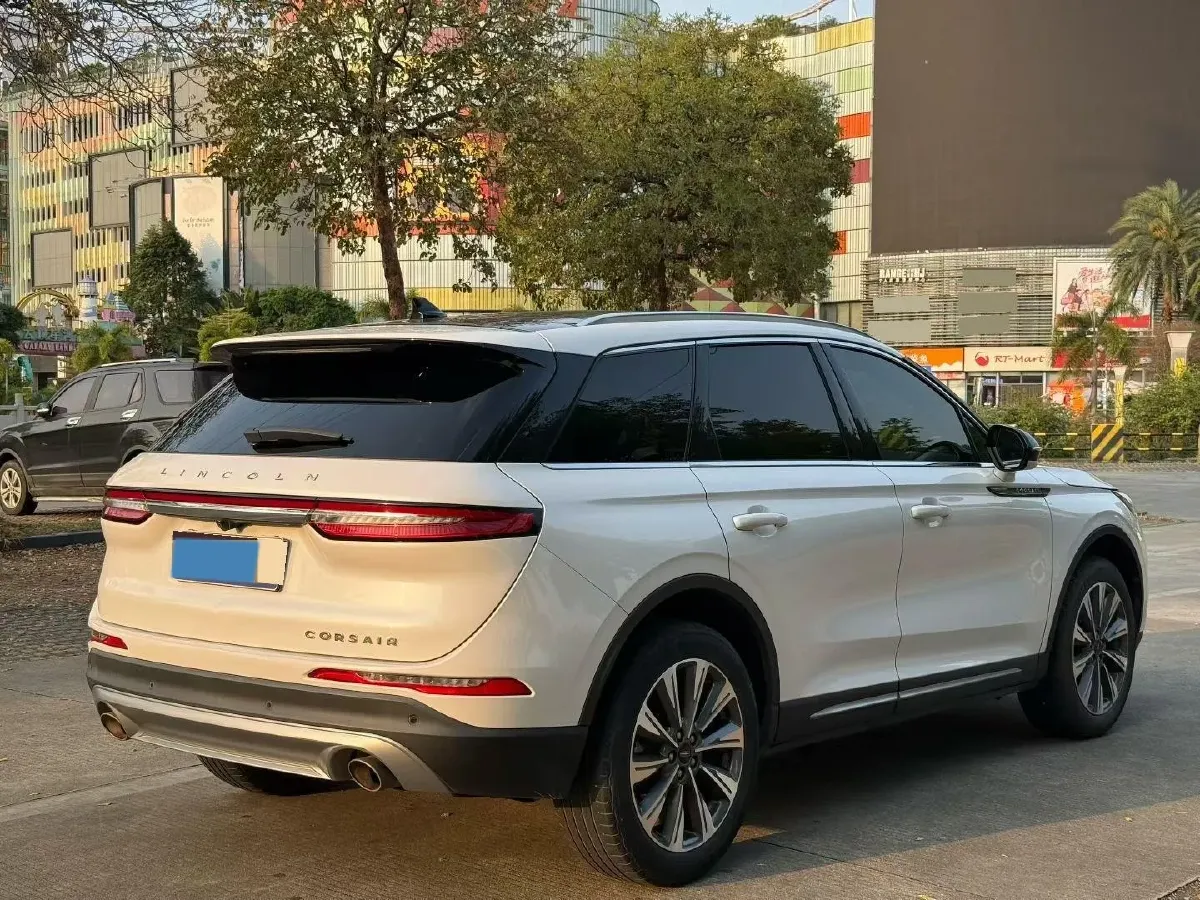 2022 Lincoln Corsair 2.0T 245HP L4 8AT,autocango,china used car exporter,china ev exporter,chinese used car exporter,chinese used ev exporter