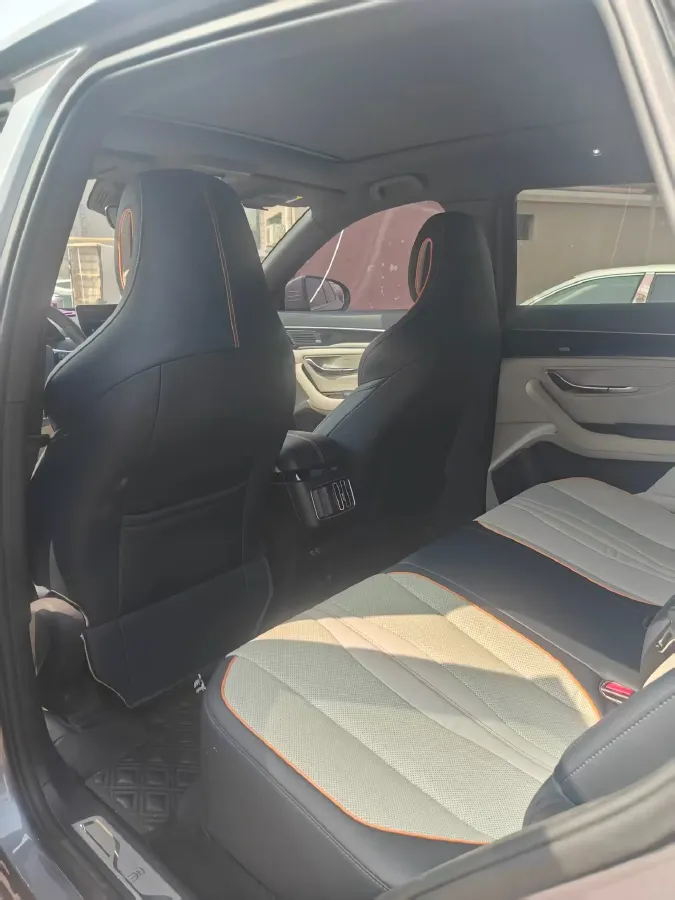 2022 Hyundai Tucson 2.0L 150HP L4 6AT Hybrid,autocango,china used car exporter,china ev exporter,chinese used car exporter,chinese used ev exporter