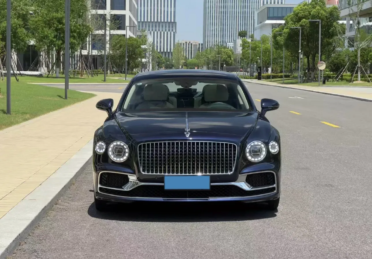 2021 Bentley Flying Spur 4.0T 550HP V8 8DCT,autocango,china used car exporter,china ev exporter,chinese used car exporter,chinese used ev exporter