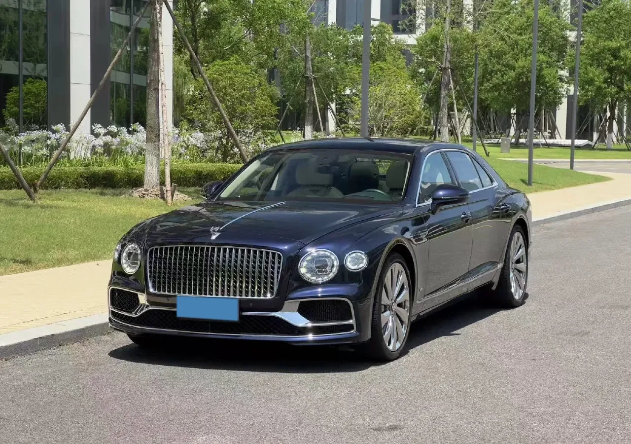 2021 Bentley Flying Spur 4.0T 550HP V8 8DCT,autocango,china used car exporter,china ev exporter,chinese used car exporter,chinese used ev exporter