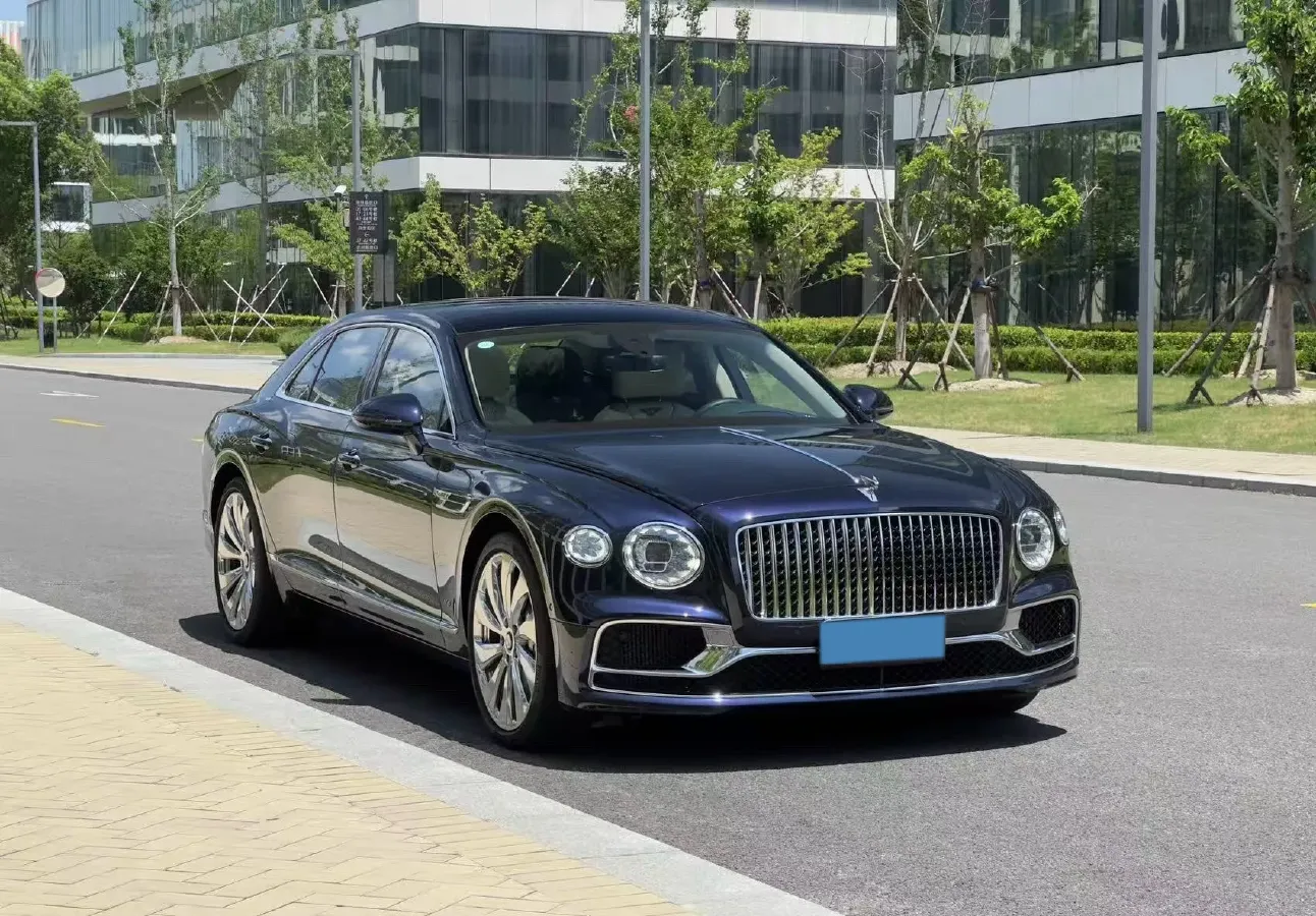 2021 Bentley Flying Spur 4.0T 550HP V8 8DCT,autocango,china used car exporter,china ev exporter,chinese used car exporter,chinese used ev exporter