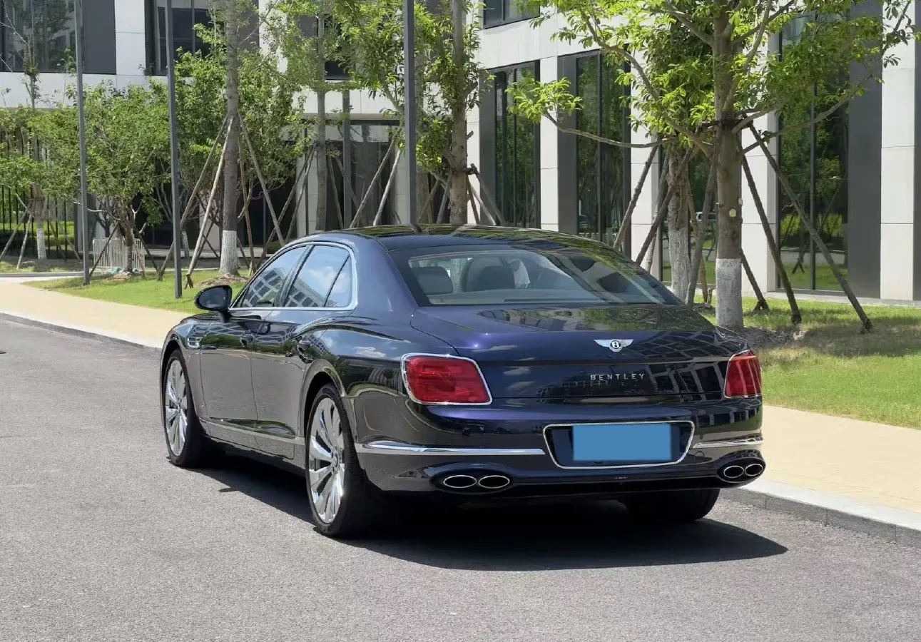 2021 Bentley Flying Spur 4.0T 550HP V8 8DCT,autocango,china used car exporter,china ev exporter,chinese used car exporter,chinese used ev exporter