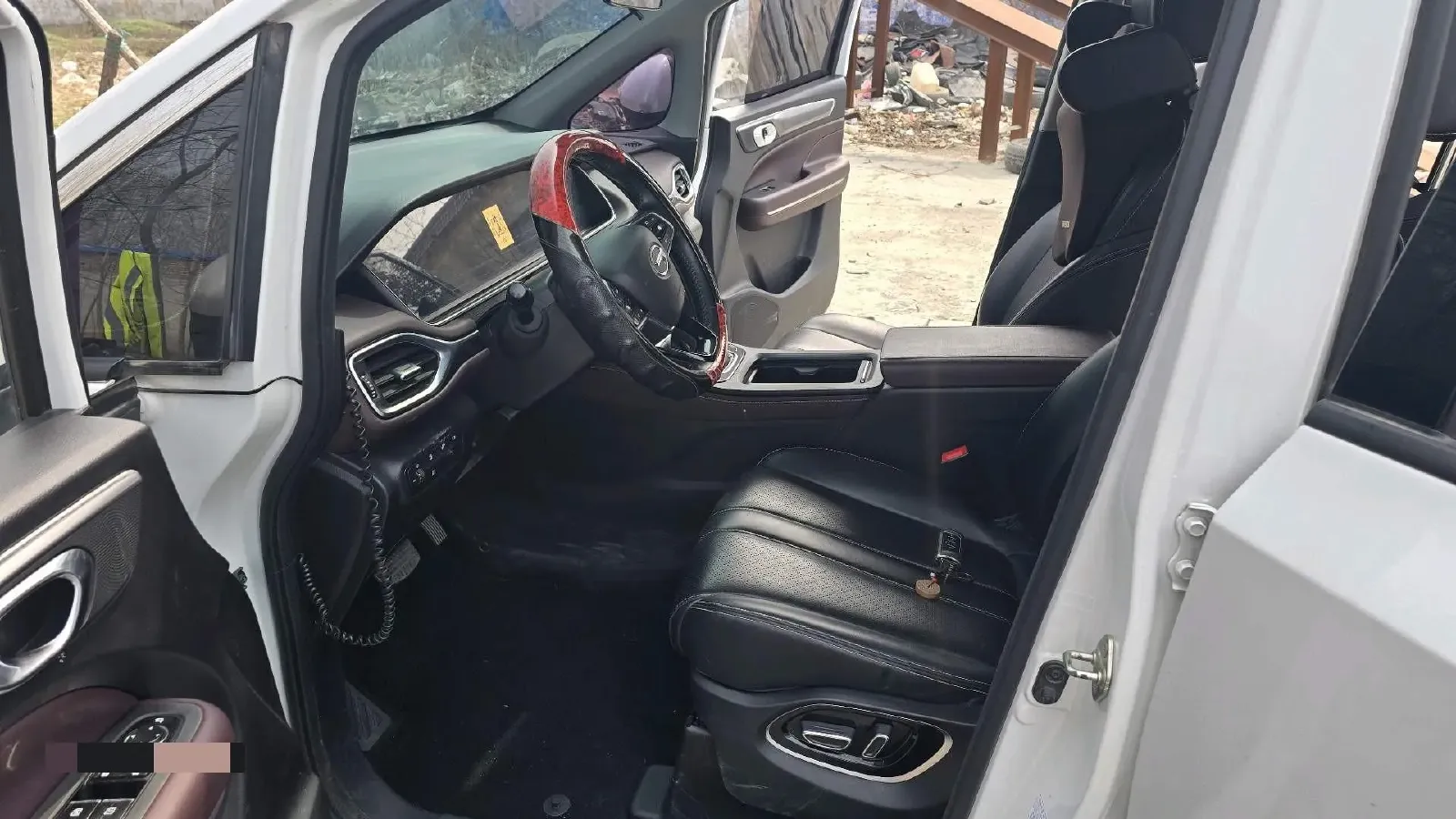 2021 GAC Trumpchi M6 1.5T 169HP L4 7DCT,autocango,china used car exporter,china ev exporter,chinese used car exporter,chinese used ev exporter