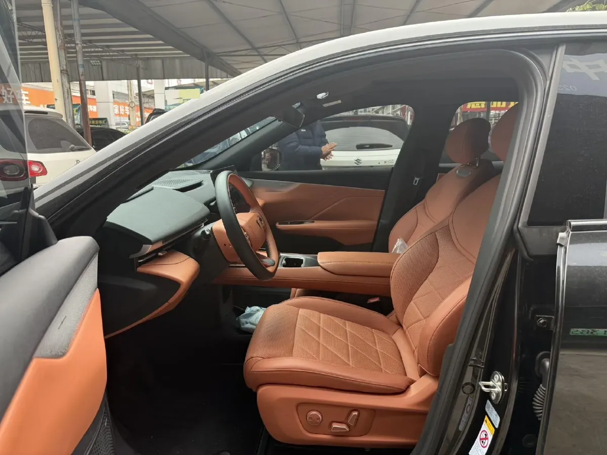 2025 ChangAn QiYuan A07 REEV 95HP REEV 28.4KWH,autocango,china used car exporter,china ev exporter,chinese used car exporter,chinese used ev exporter