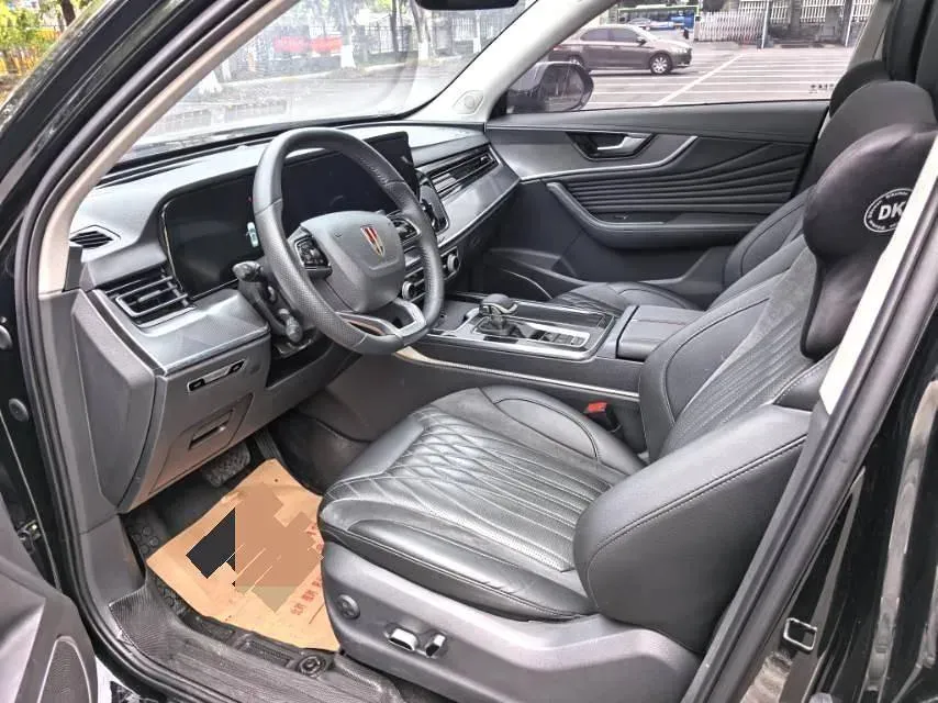 2025 HongQi HS5 2.0T 252HP L4 8AT,autocango,china used car exporter,china ev exporter,chinese used car exporter,chinese used ev exporter