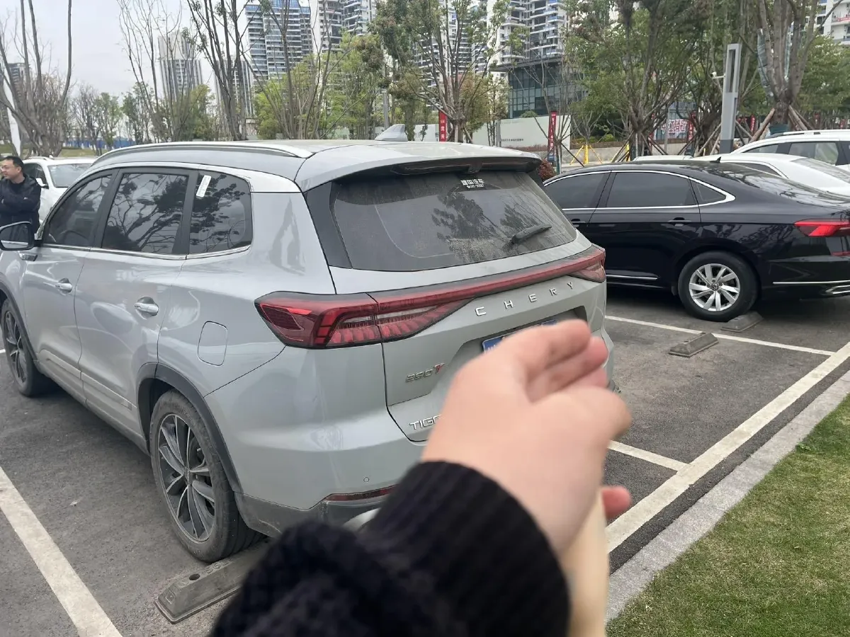 2022 Chery Tiggo 8 PRO 1.6T 197HP L4 7DCT,autocango,china used car exporter,china ev exporter,chinese used car exporter,chinese used ev exporter