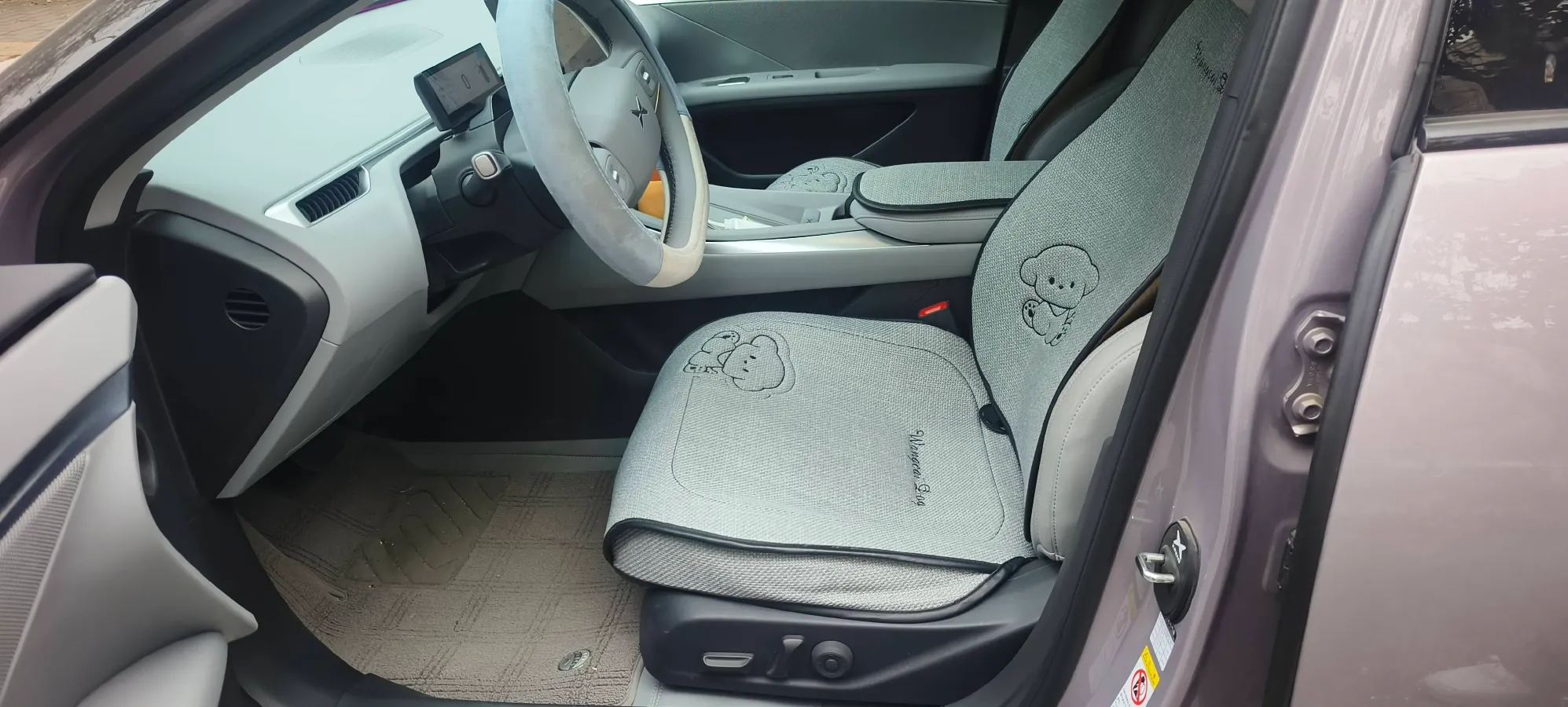 2025 Xpeng MONA M03 BEV,autocango,china used car exporter,china ev exporter,chinese used car exporter,chinese used ev exporter