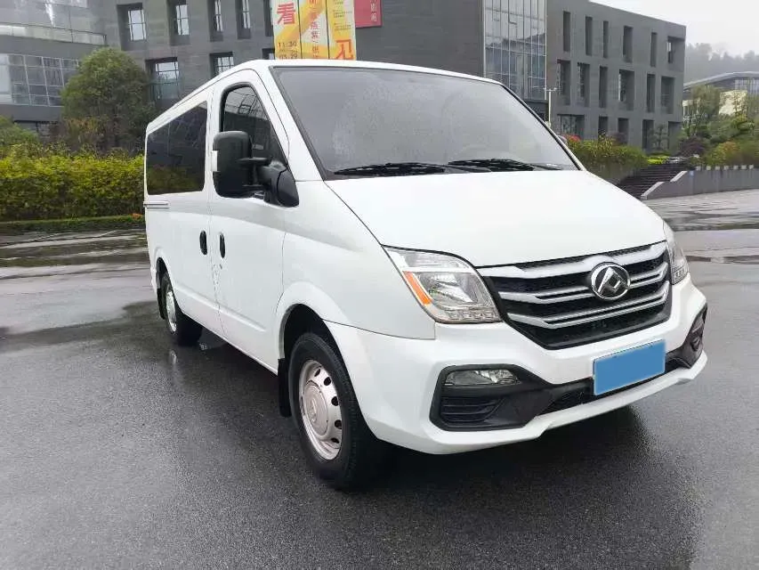 2021 MAXUS XinTu V80 2.0T 139HP L4 6MT,autocango,china used car exporter,china ev exporter,chinese used car exporter,chinese used ev exporter