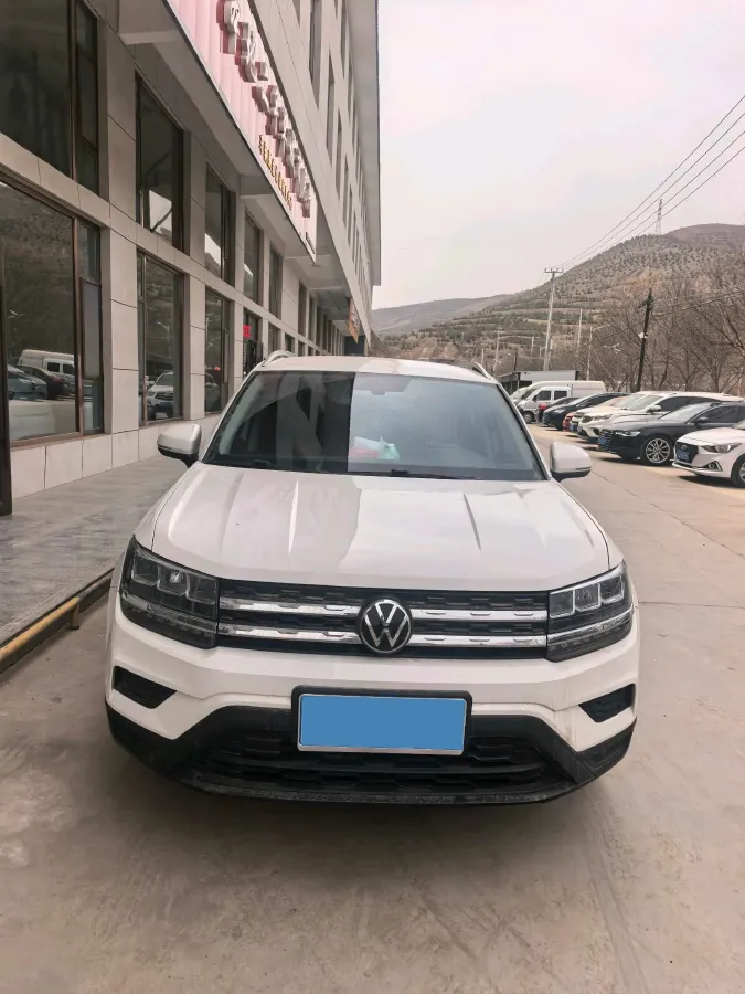2021 Volkswagen Tharu 1.4T 150HP L4 7DCT,autocango,china used car exporter,china ev exporter,chinese used car exporter,chinese used ev exporter