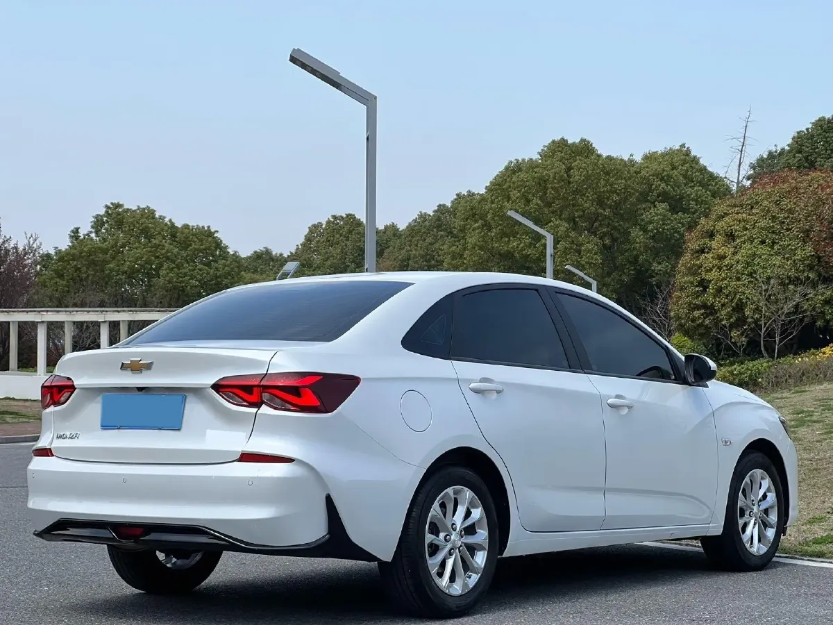 2023 Chevrolet Monza 1.5L 113HP L4 6DCT,autocango,china used car exporter,china ev exporter,chinese used car exporter,chinese used ev exporter