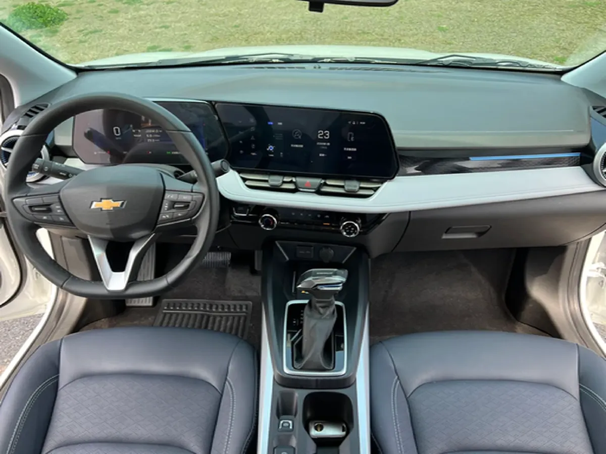 2023 Chevrolet Monza 1.5L 113HP L4 6DCT,autocango,china used car exporter,china ev exporter,chinese used car exporter,chinese used ev exporter