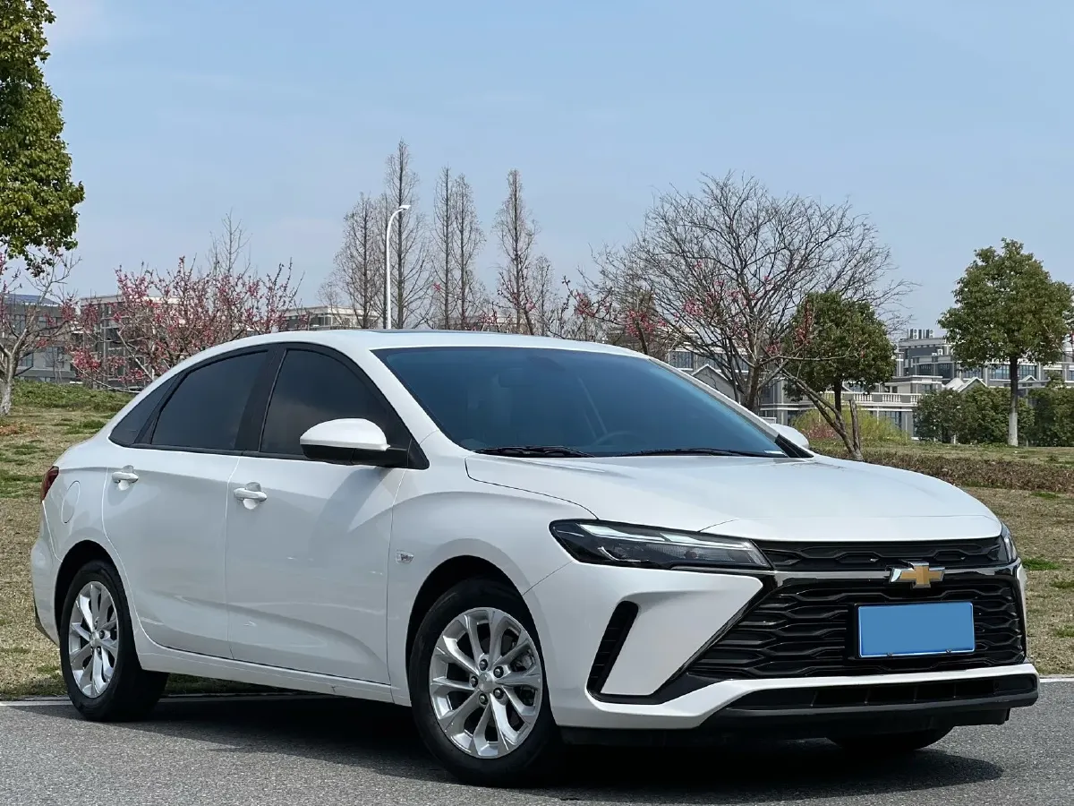 2023 Chevrolet Monza 1.5L 113HP L4 6DCT,autocango,china used car exporter,china ev exporter,chinese used car exporter,chinese used ev exporter