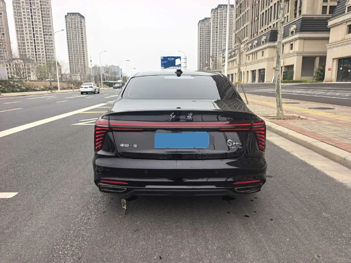 2025 HongQi H5 2.0T 224HP L4 8AT,autocango,china used car exporter,china ev exporter,chinese used car exporter,chinese used ev exporter