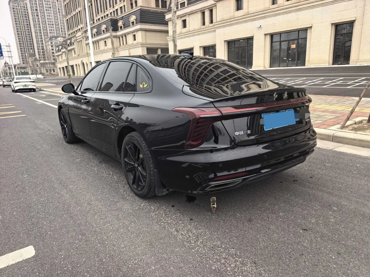 2025 HongQi H5 2.0T 224HP L4 8AT,autocango,china used car exporter,china ev exporter,chinese used car exporter,chinese used ev exporter