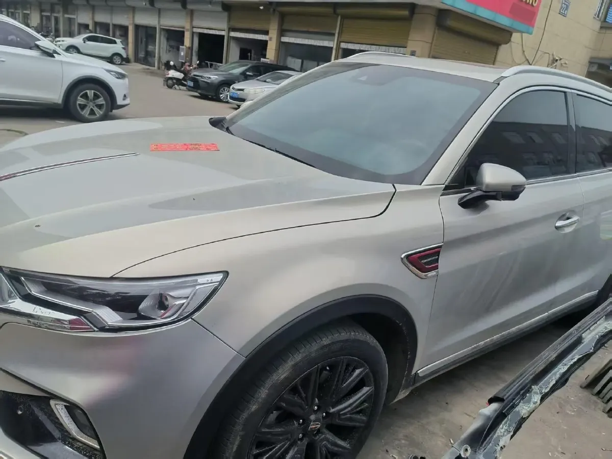 2019 HongQi HS5 2.0T 224HP L4 6AT,autocango,china used car exporter,china ev exporter,chinese used car exporter,chinese used ev exporter