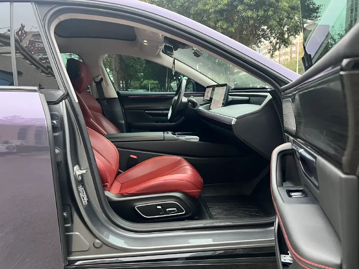 2022 Xpeng P7 BEV 83.1KWH,autocango,china used car exporter,china ev exporter,chinese used car exporter,chinese used ev exporter