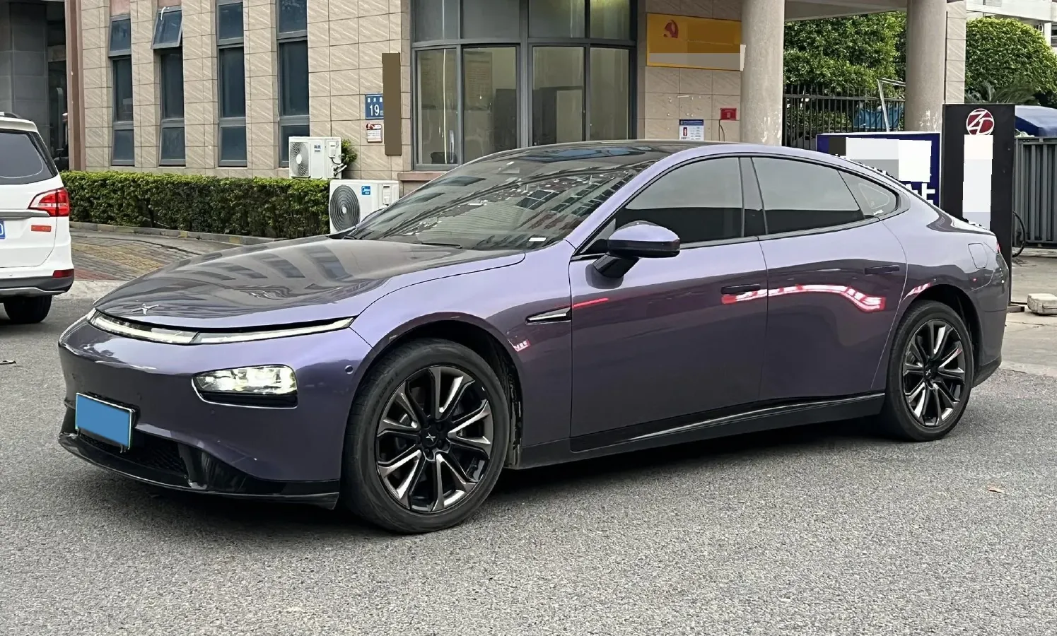 2022 Xpeng P7 BEV 83.1KWH,autocango,china used car exporter,china ev exporter,chinese used car exporter,chinese used ev exporter