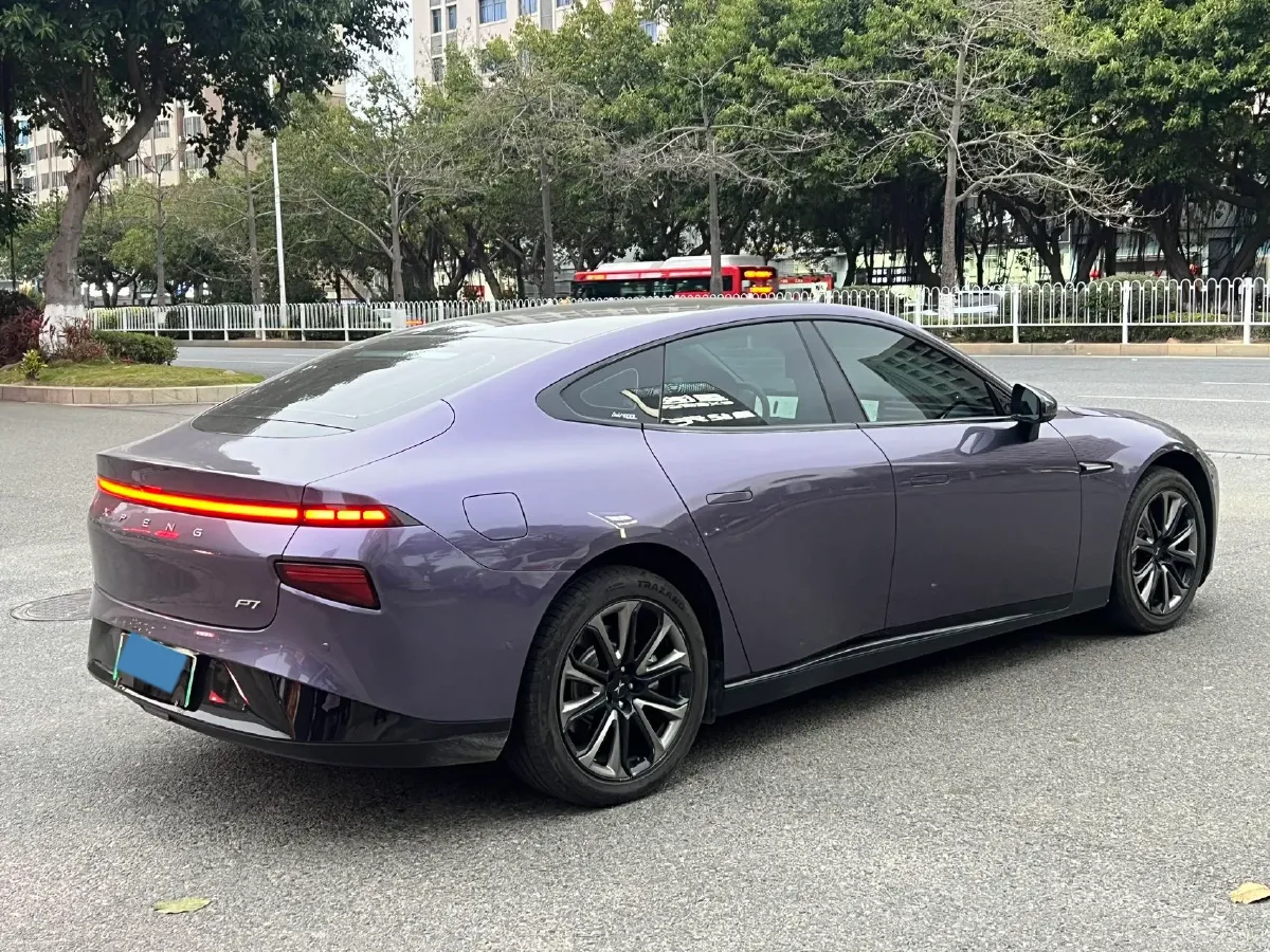 2022 Xpeng P7 BEV 83.1KWH,autocango,china used car exporter,china ev exporter,chinese used car exporter,chinese used ev exporter