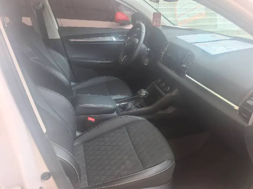 2020 Skoda Karoq 1.4T 150HP L4 7DCT,autocango,china used car exporter,china ev exporter,chinese used car exporter,chinese used ev exporter