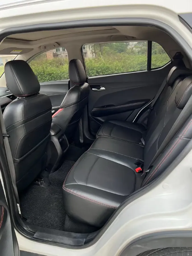 2021 BaoJun 510 1.5L 99HP L4 CVT,autocango,china used car exporter,china ev exporter,chinese used car exporter,chinese used ev exporter