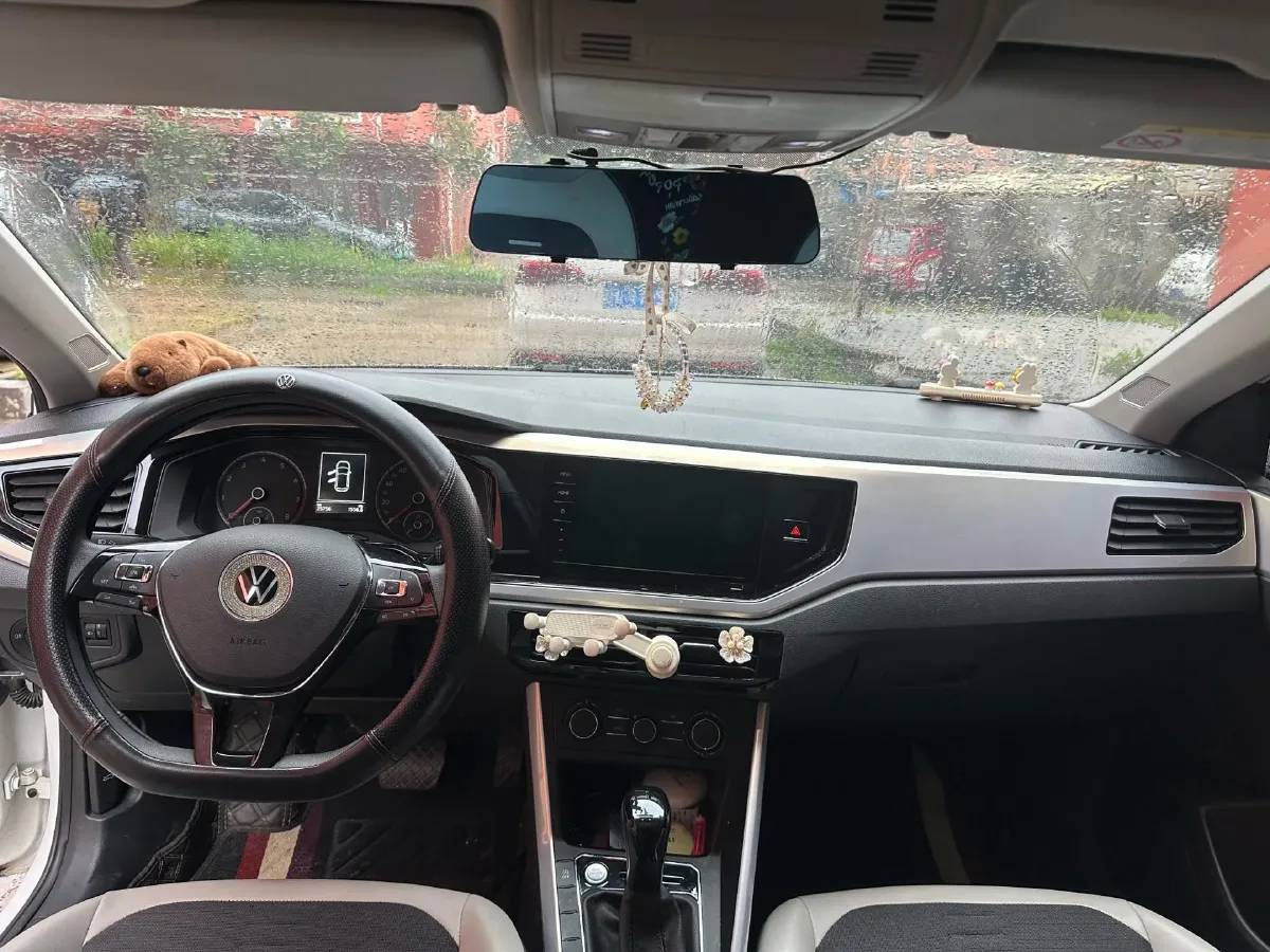 2021 Haval H6 1.5T 169HP L4 7DCT,autocango,china used car exporter,china ev exporter,chinese used car exporter,chinese used ev exporter