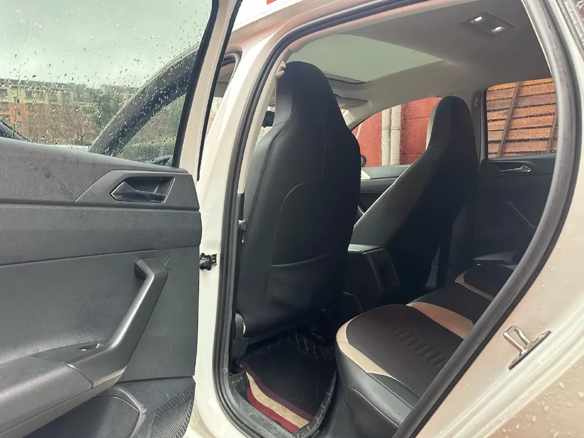 2021 Haval H6 1.5T 169HP L4 7DCT,autocango,china used car exporter,china ev exporter,chinese used car exporter,chinese used ev exporter