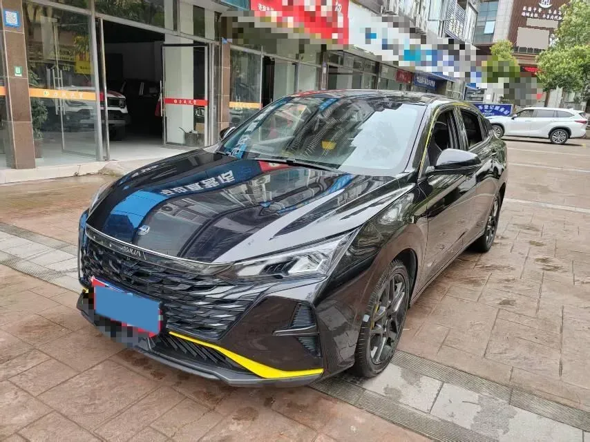 2023 DongFeng Aeolus YiXuan 1.5T 197HP L4 6DCT,autocango,china used car exporter,china ev exporter,chinese used car exporter,chinese used ev exporter