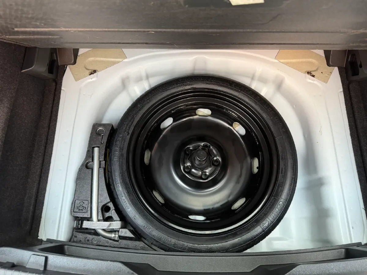 2022 Volkswagen T-Roc 1.4T 150HP L4 7DCT,autocango,china used car exporter,china ev exporter,chinese used car exporter,chinese used ev exporter