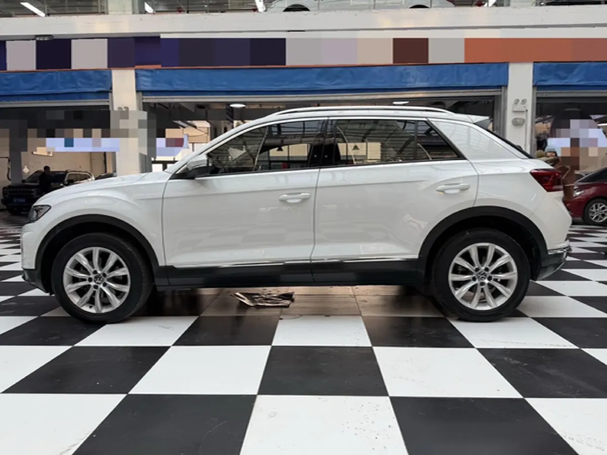 2022 Volkswagen T-Roc 1.4T 150HP L4 7DCT,autocango,china used car exporter,china ev exporter,chinese used car exporter,chinese used ev exporter