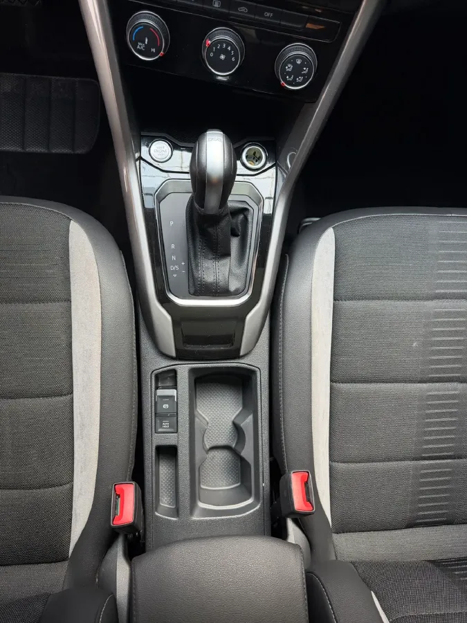 2022 Volkswagen T-Roc 1.4T 150HP L4 7DCT,autocango,china used car exporter,china ev exporter,chinese used car exporter,chinese used ev exporter