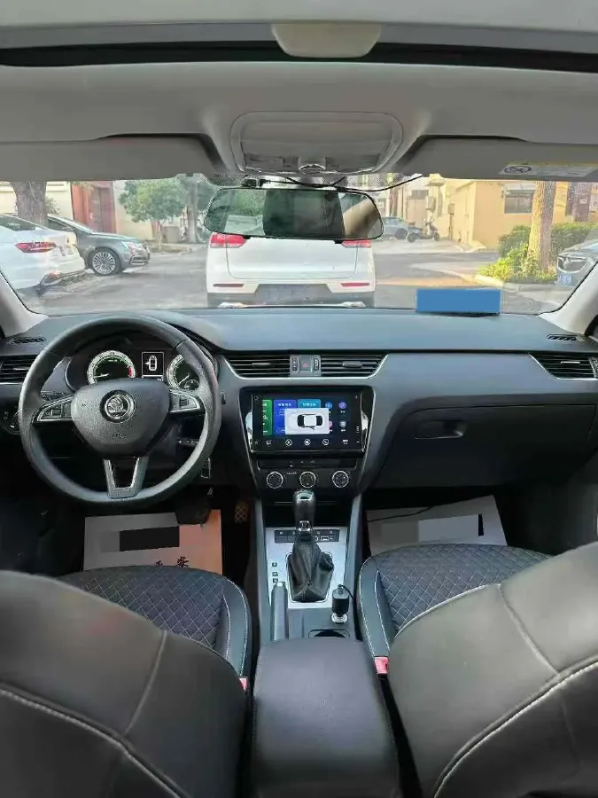 2019 Skoda Octavia 1.2T 116HP L4 7DCT,autocango,china used car exporter,china ev exporter,chinese used car exporter,chinese used ev exporter