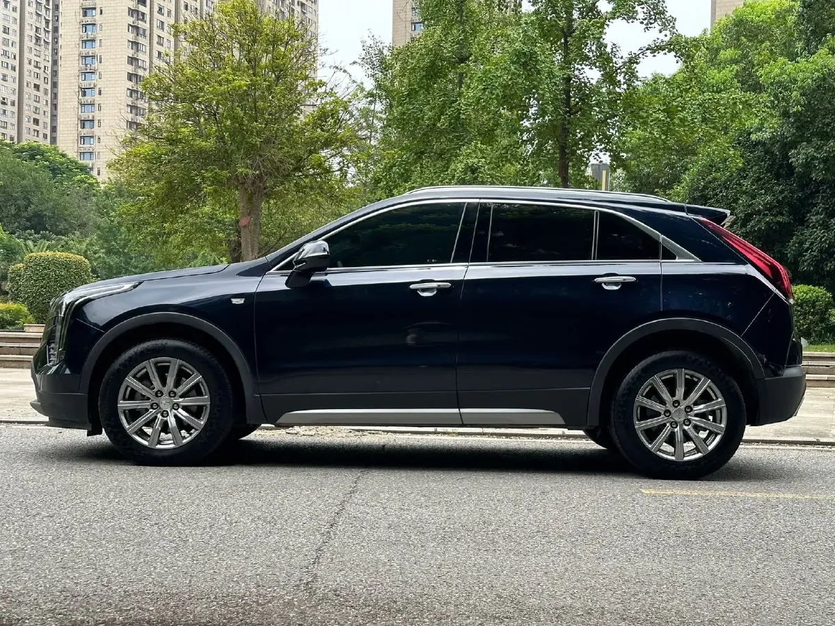 2020 Cadillac XT4 2.0T 237HP L4 9AT,autocango,china used car exporter,china ev exporter,chinese used car exporter,chinese used ev exporter