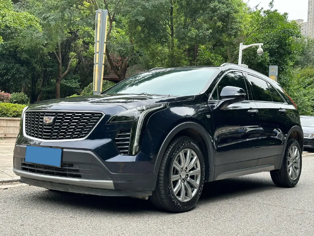 2020 Cadillac XT4 2.0T 237HP L4 9AT,autocango,china used car exporter,china ev exporter,chinese used car exporter,chinese used ev exporter
