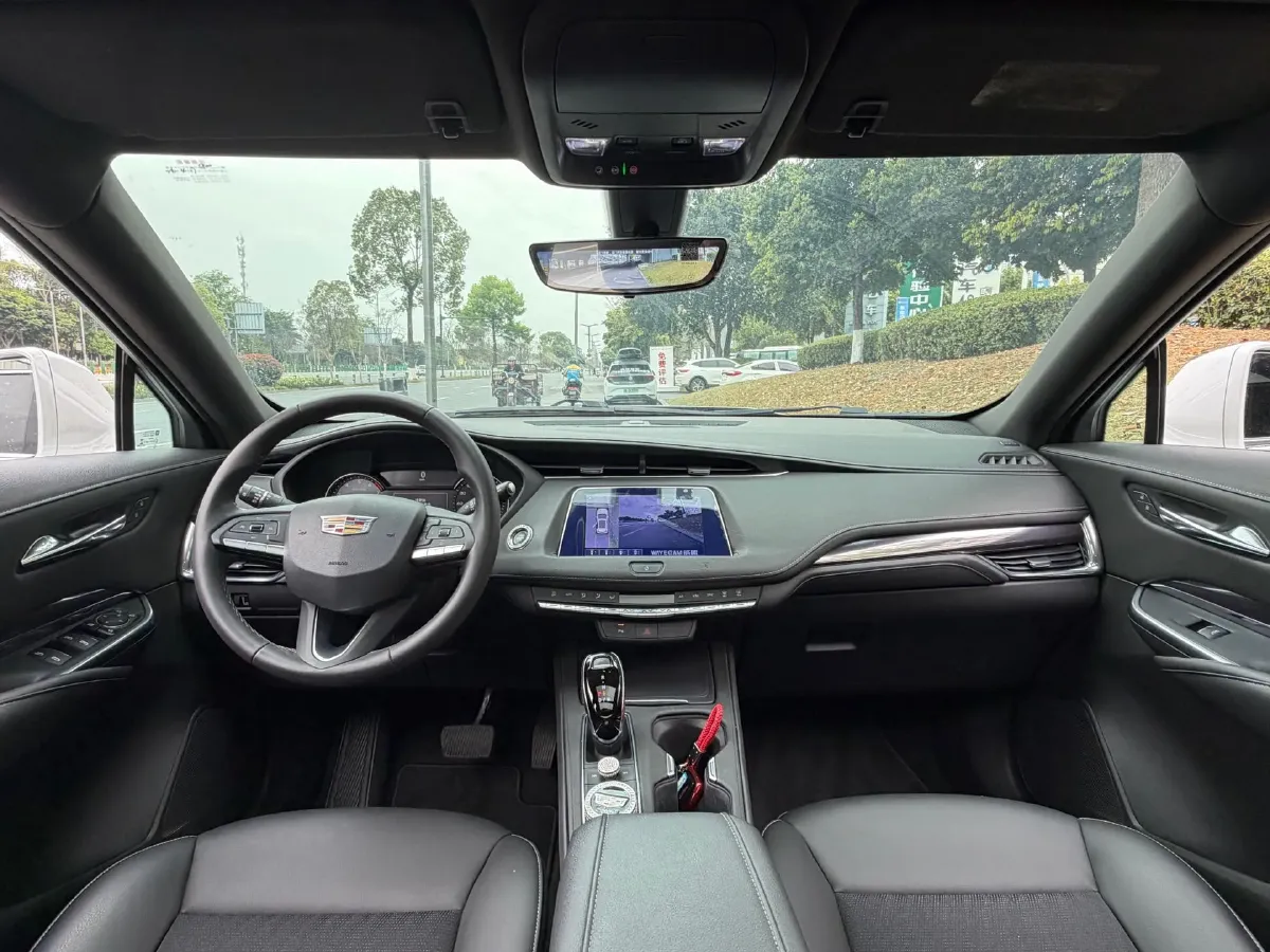 2020 Cadillac XT4 2.0T 241HP L4 9AT,autocango,china used car exporter,china ev exporter,chinese used car exporter,chinese used ev exporter