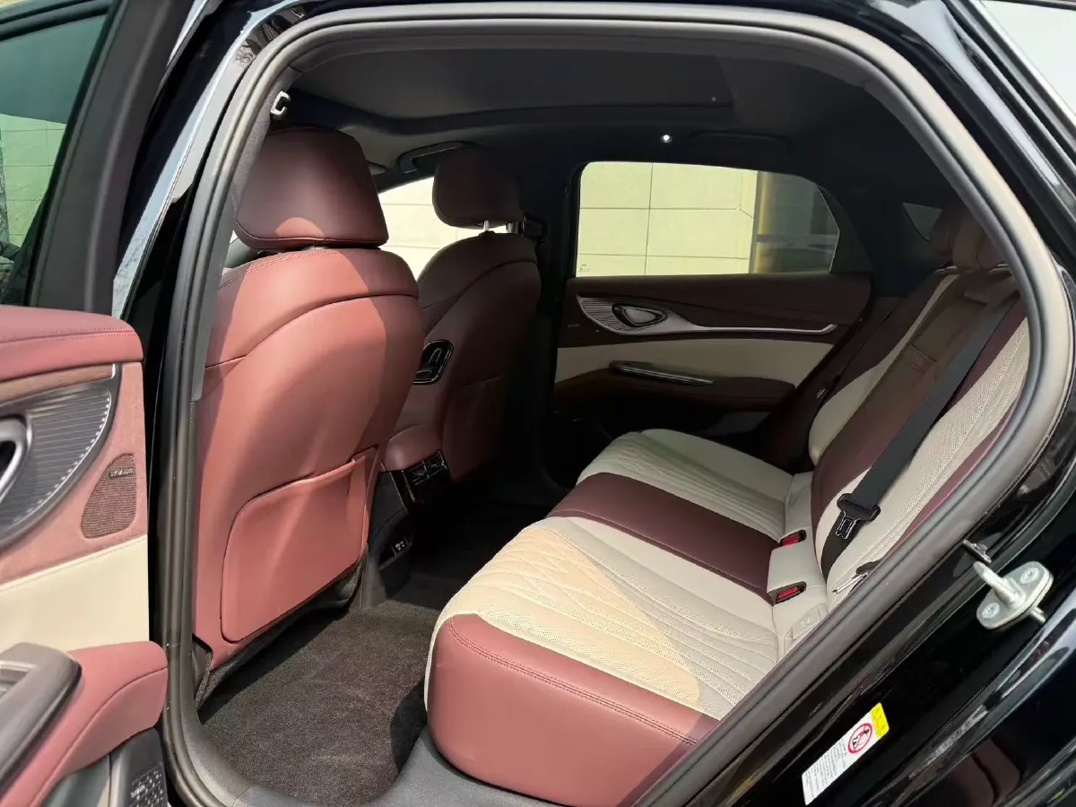 2023 BYD Seal 1.5T 139HP L4 E-CVT PHEV 17.6KWH,autocango,china used car exporter,china ev exporter,chinese used car exporter,chinese used ev exporter