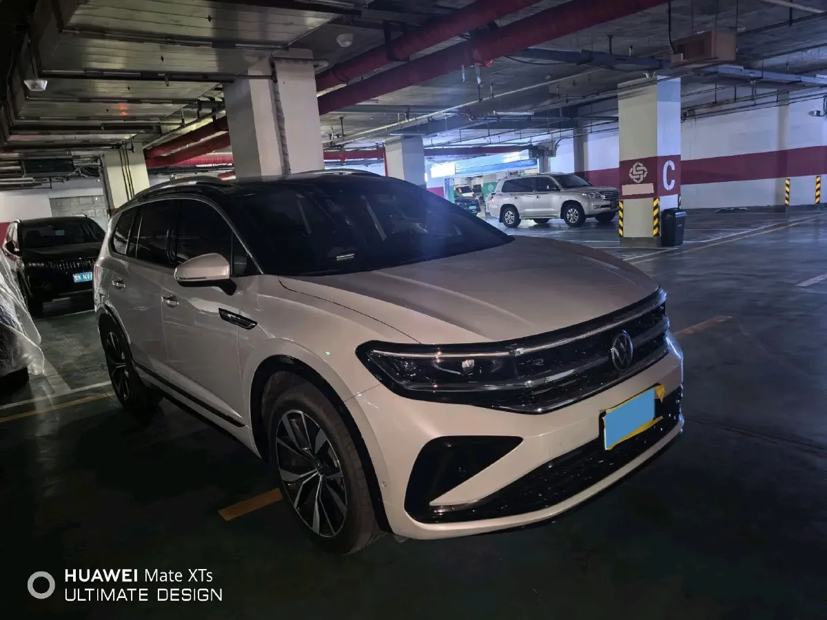2021 Volkswagen Talagon 2.0T 220HP L4 7DCT,autocango,china used car exporter,china ev exporter,chinese used car exporter,chinese used ev exporter