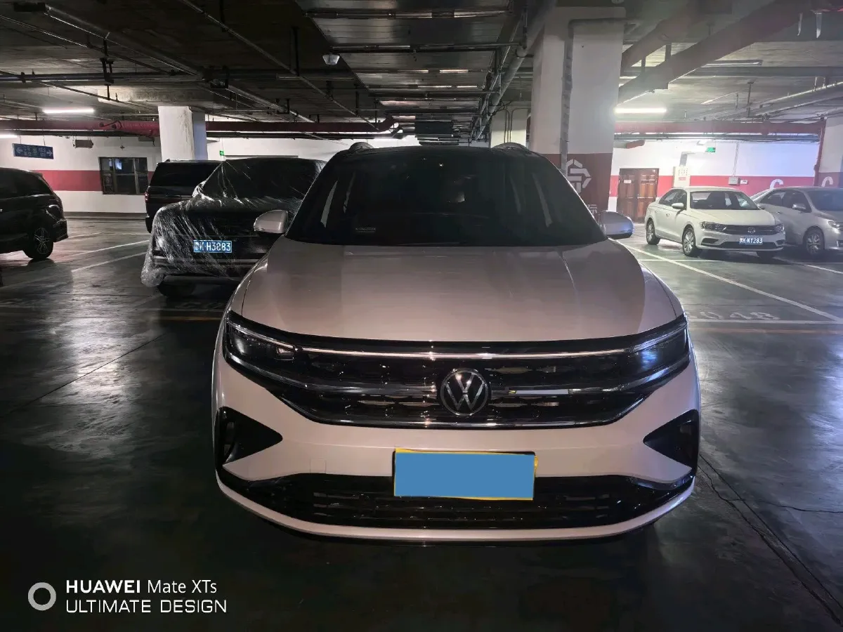 2021 Volkswagen Talagon 2.0T 220HP L4 7DCT,autocango,china used car exporter,china ev exporter,chinese used car exporter,chinese used ev exporter