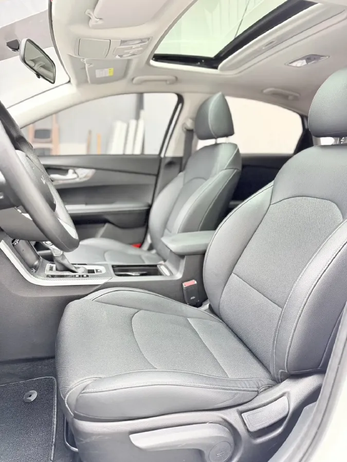 2021 Kia K3 1.5L 115HP L4 CVT,autocango,china used car exporter,china ev exporter,chinese used car exporter,chinese used ev exporter