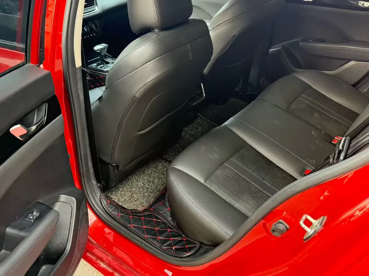 2020 DongFeng Aeolus YiXuan 1.5T 150HP L4 6DCT,autocango,china used car exporter,china ev exporter,chinese used car exporter,chinese used ev exporter